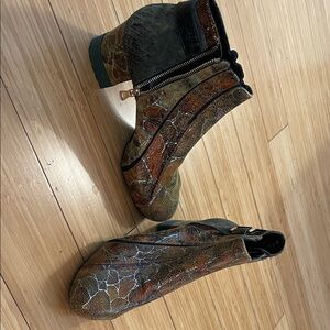 Stylish Multicolor Ankle Boots with Zipper